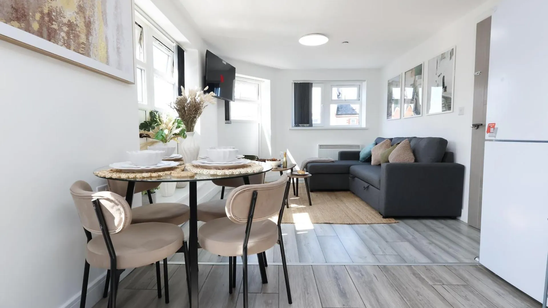 The Central Nest - Lush 2Bd Flat, Up To 6Ppl Cardiff 0*,