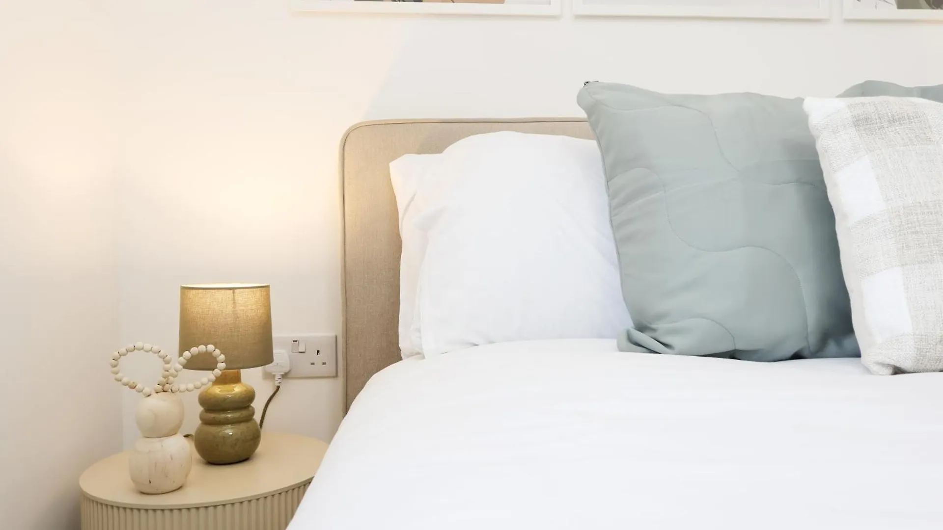 The Central Nest - Lush 2Bd Flat, Up To 6Ppl Cardiff Appartement