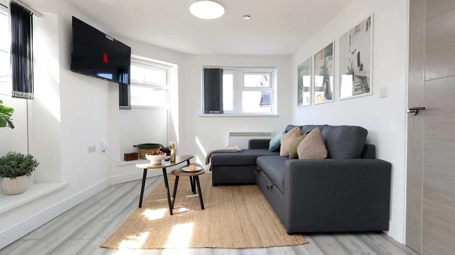 The Central Nest - Lush 2Bd Flat, Up To 6Ppl Cardiff 0*,  Großbritannien