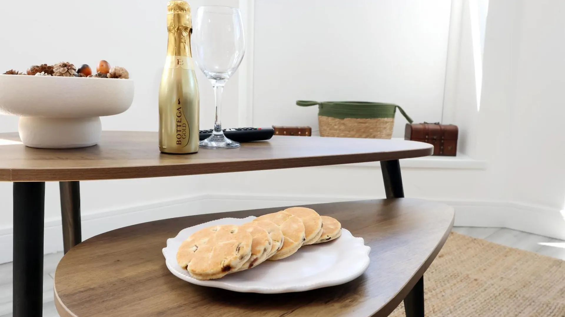 The Central Nest - Lush 2Bd Flat, Up To 6Ppl Cardiff